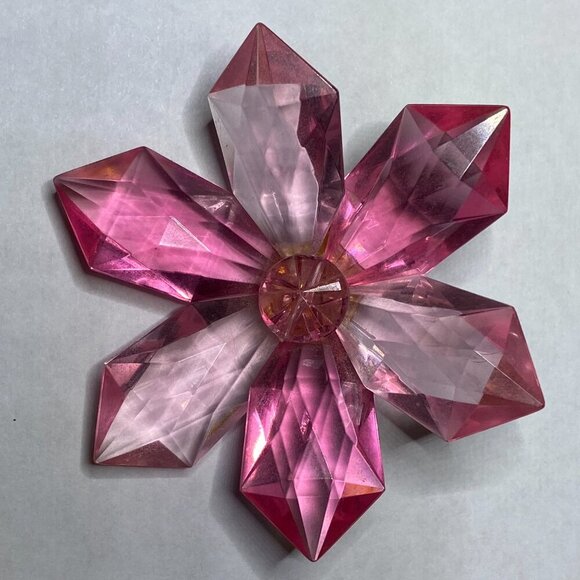 VINTAGE Signed West Germany Pink Clear Faceted Lucite Flower Brooch Pin - Picture 1 of 13